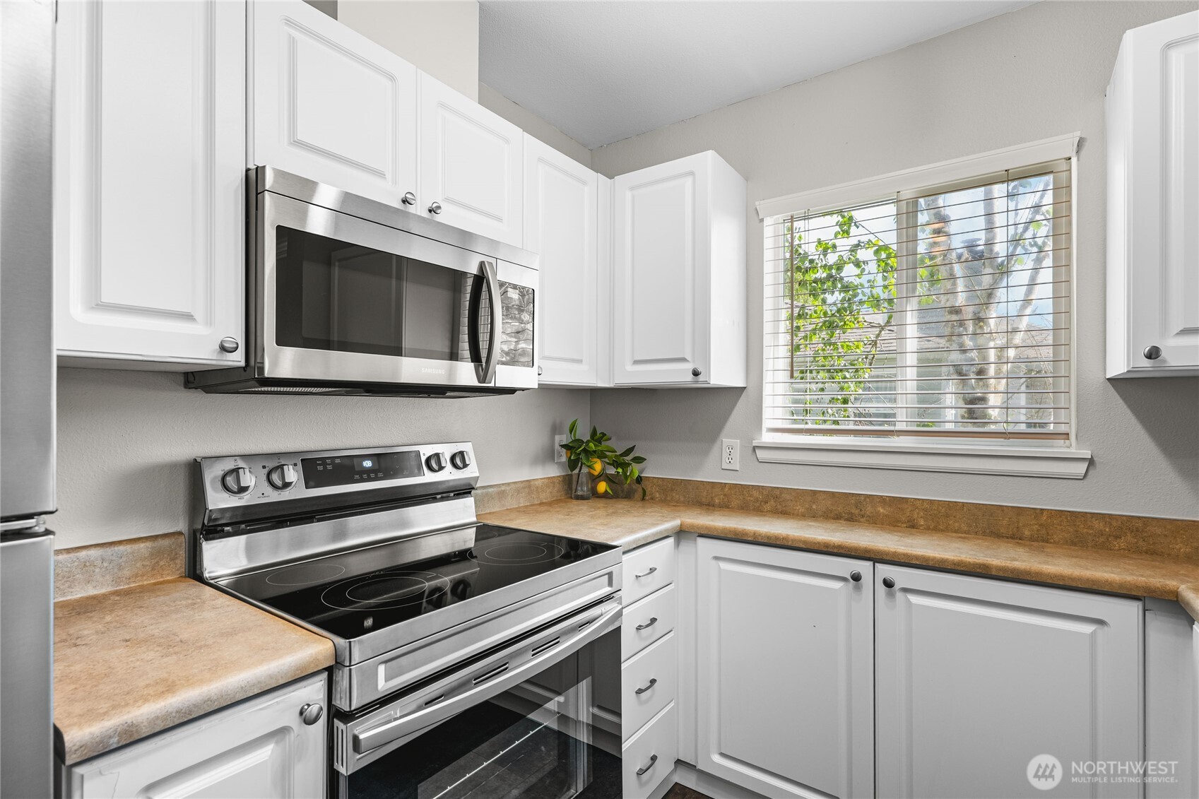 33020 10th Avenue SW Unit: Y304