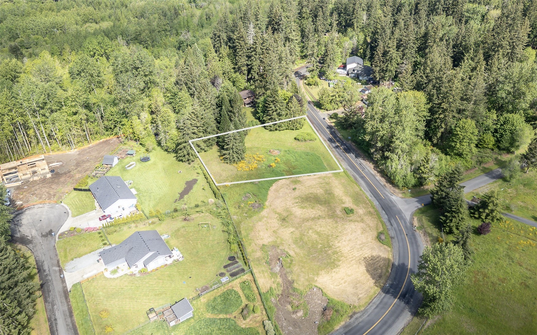 23722 Country Drive E