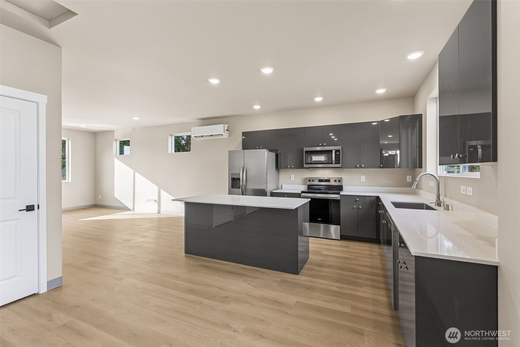 906 104th Street Ct S