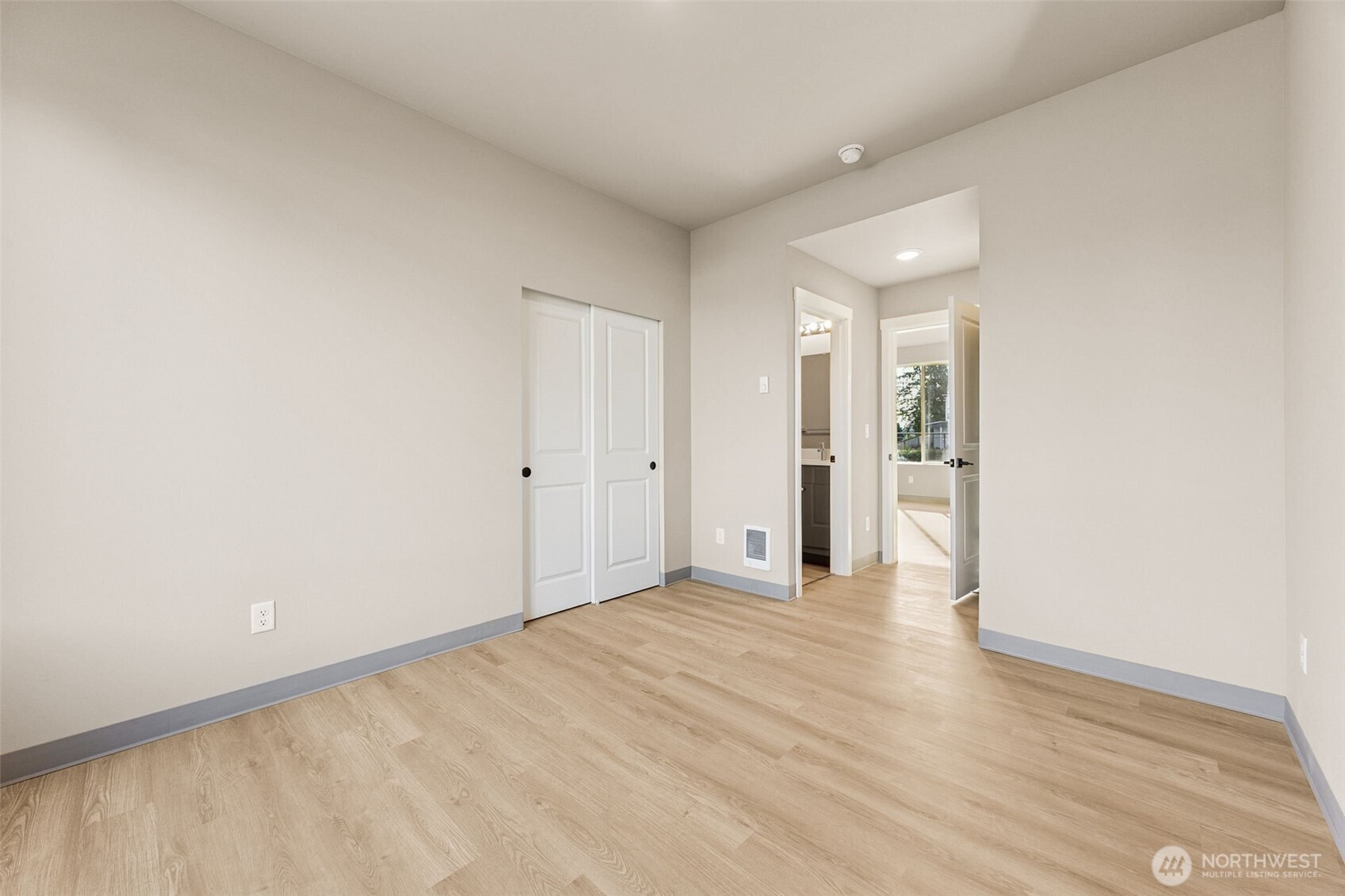 906 104th Street Ct S