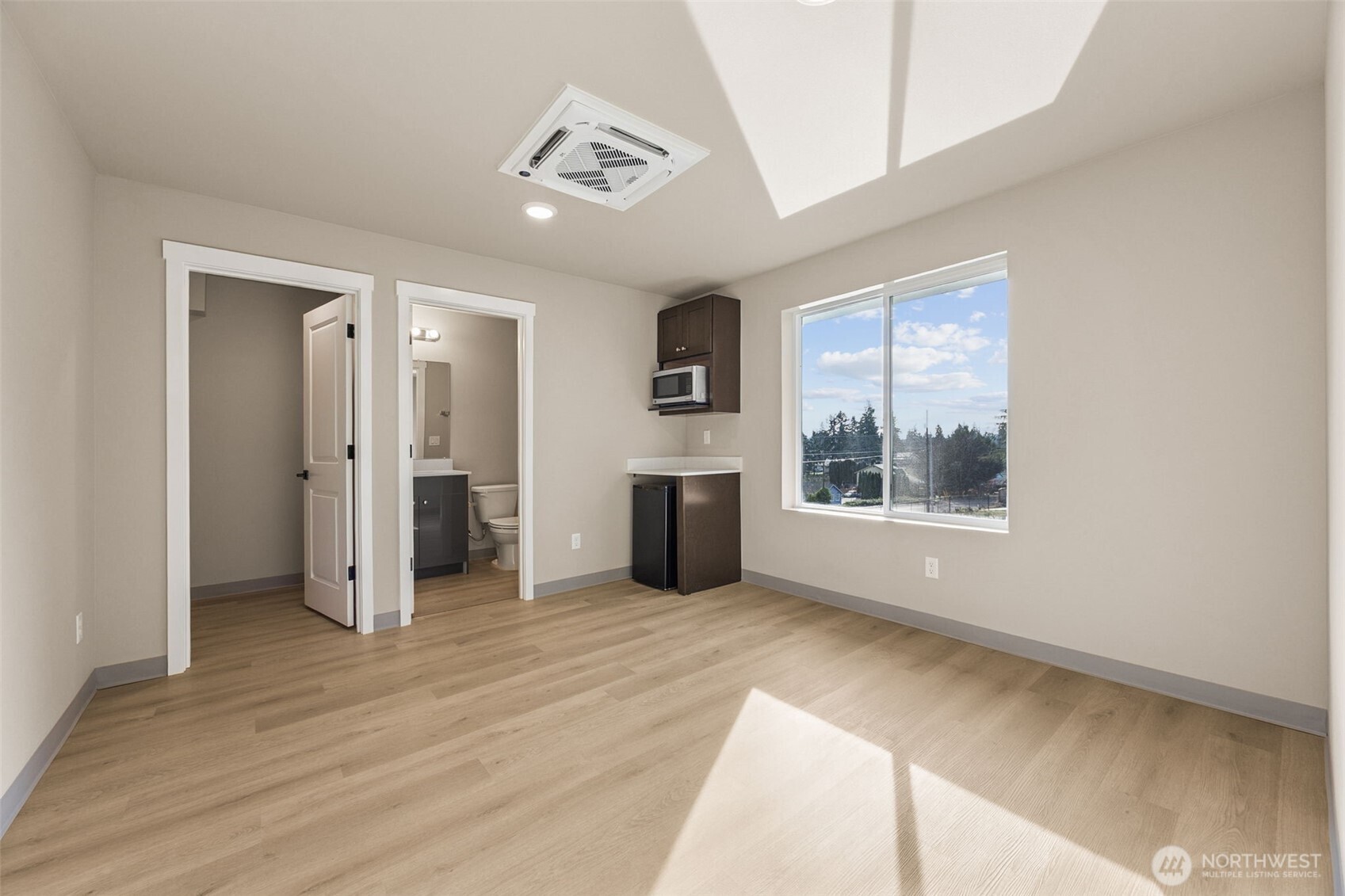 906 104th Street Ct S