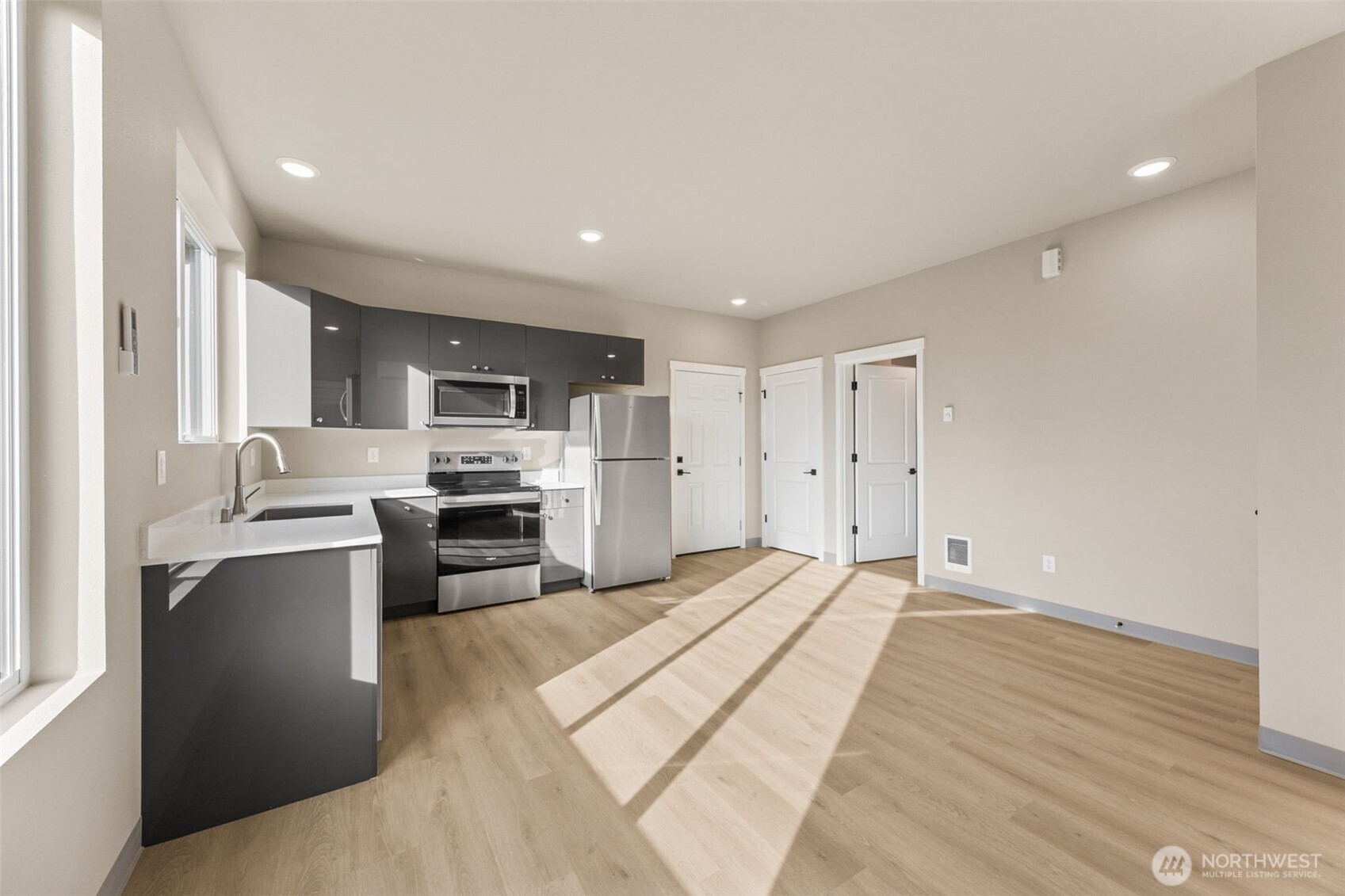 906 104th Street Ct S