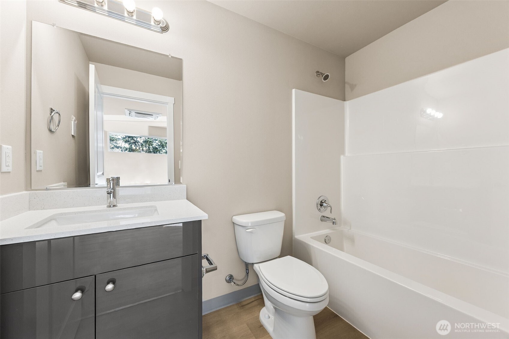 906 104th Street Ct S