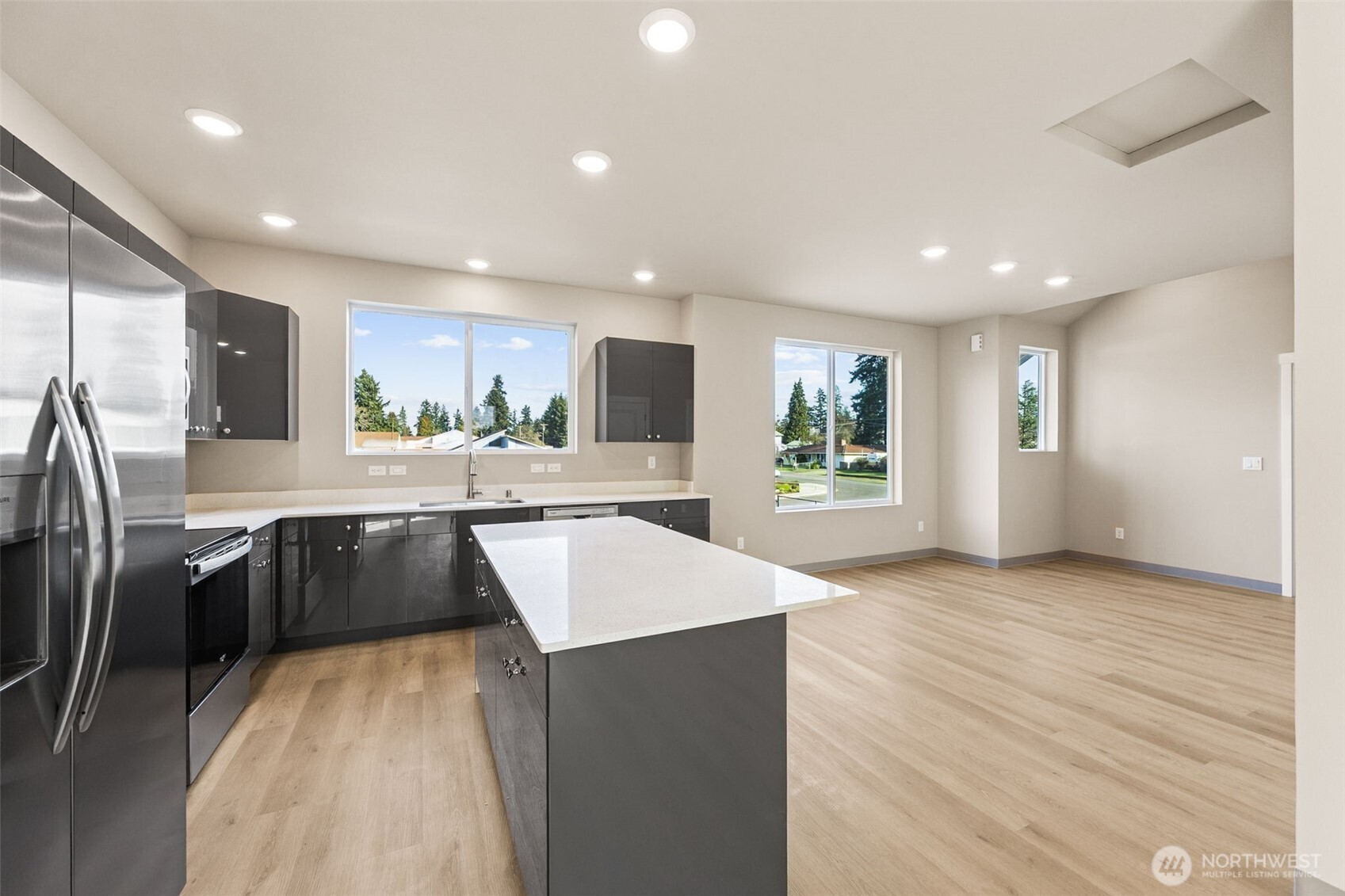 906 104th Street Ct S