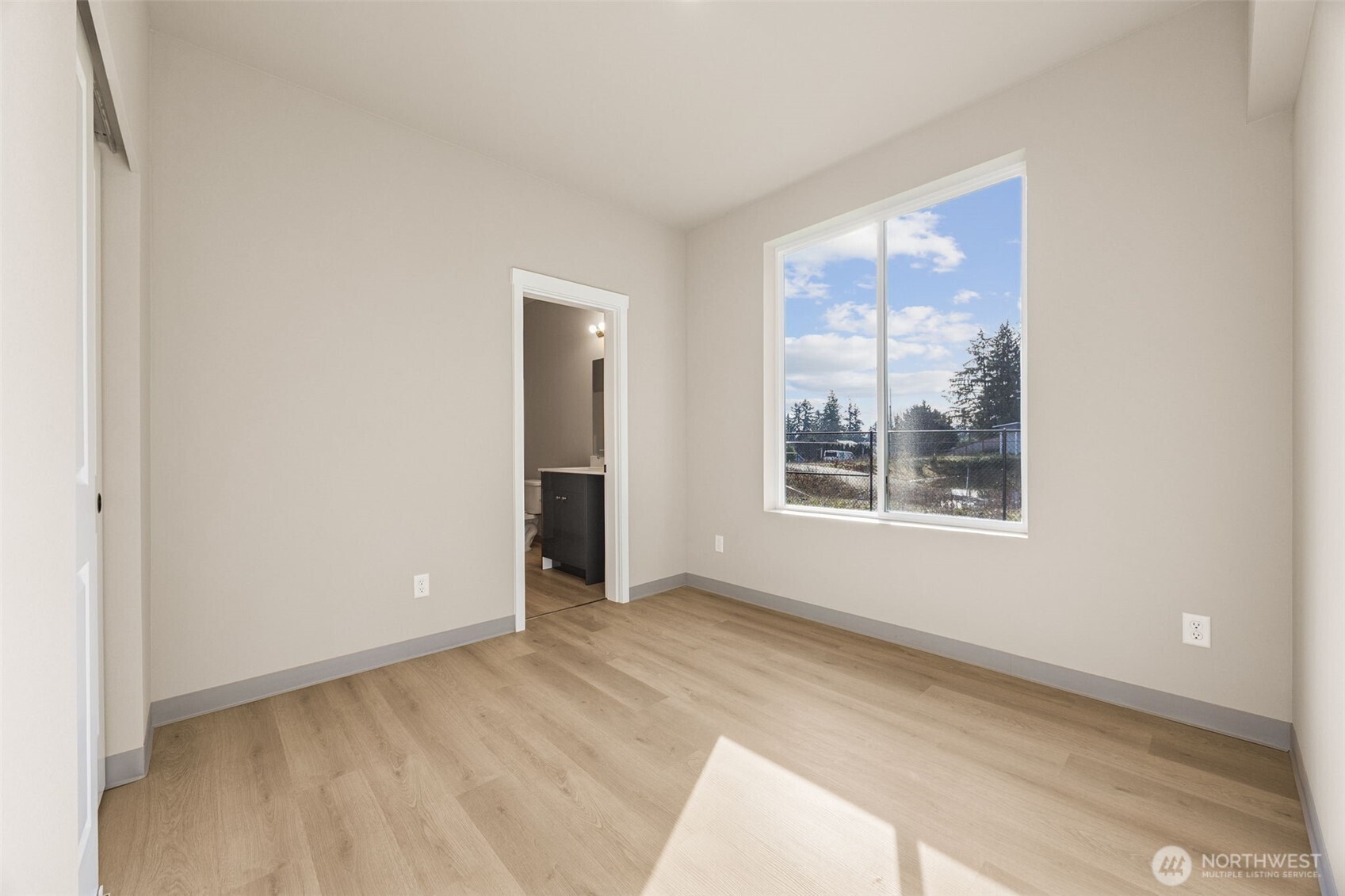 906 104th Street Ct S