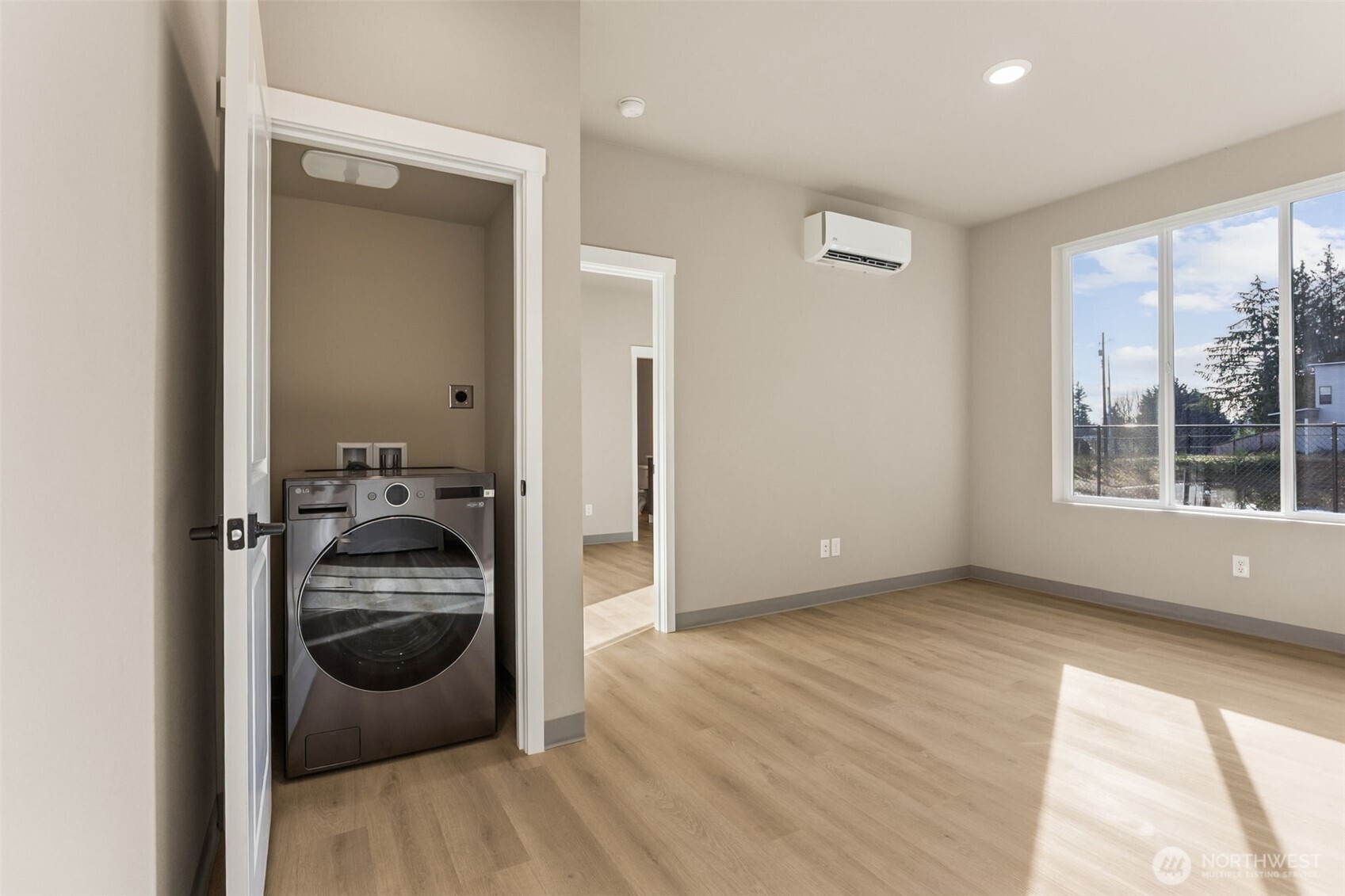 906 104th Street Ct S