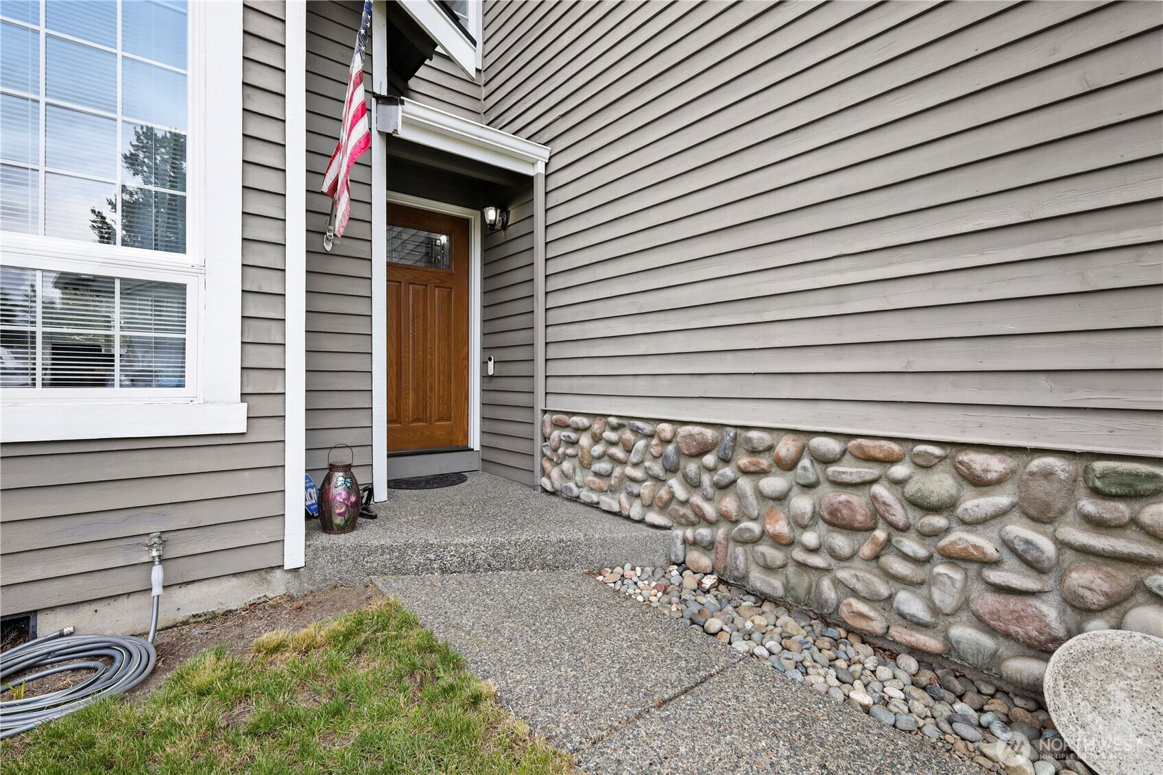 972 Rose Place