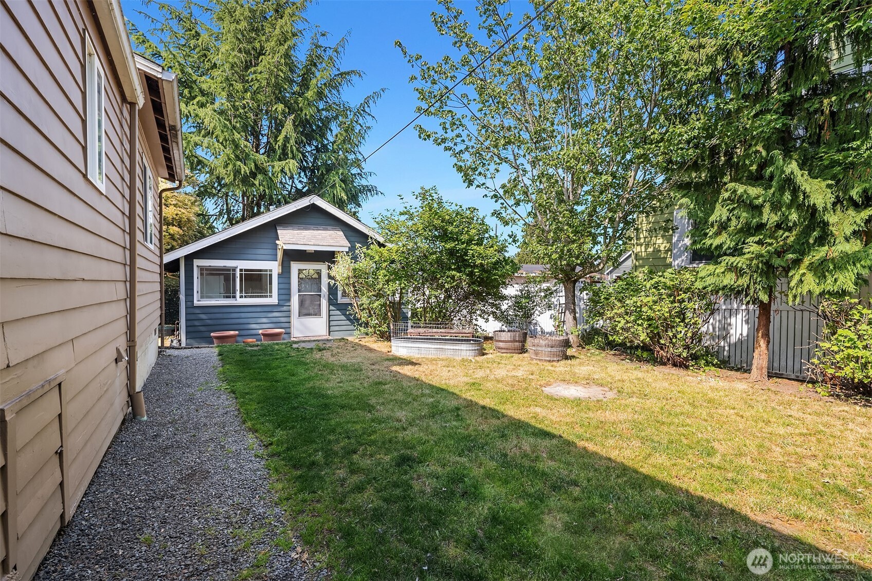 8432 S 117th Place