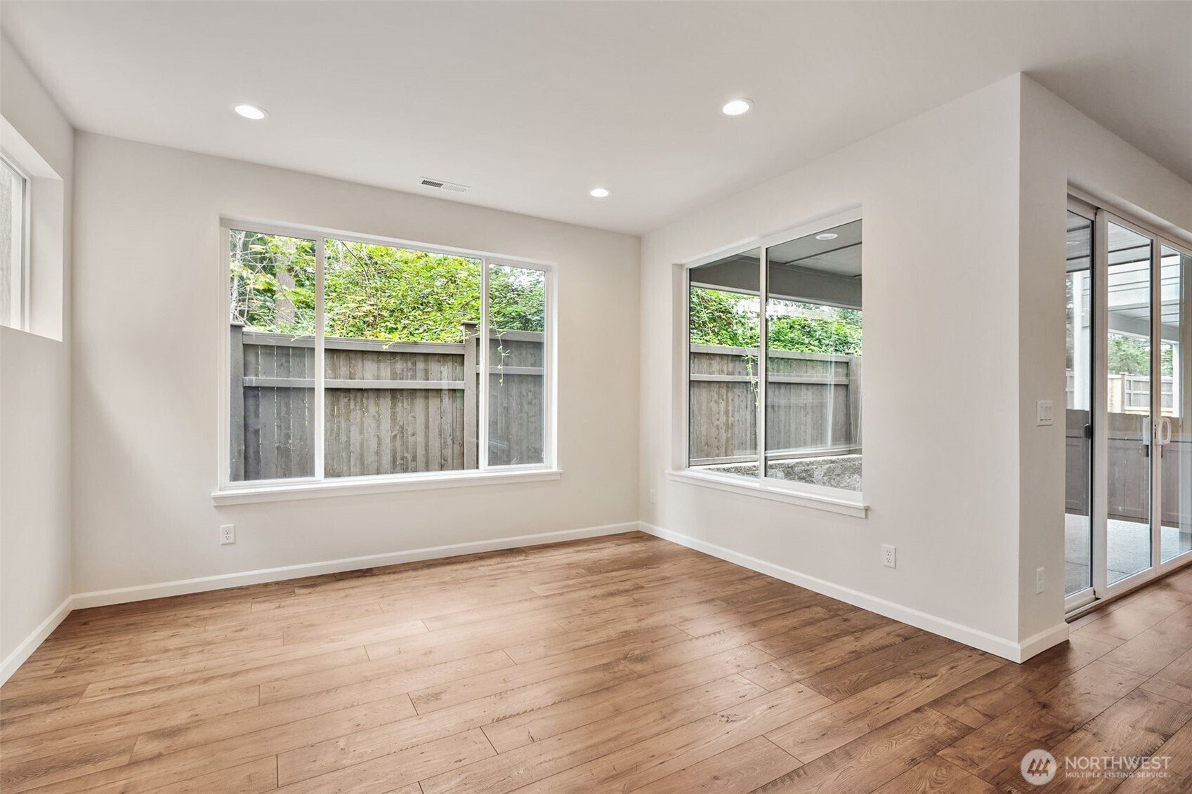 12050 126th Avenue Ct E Unit: 11