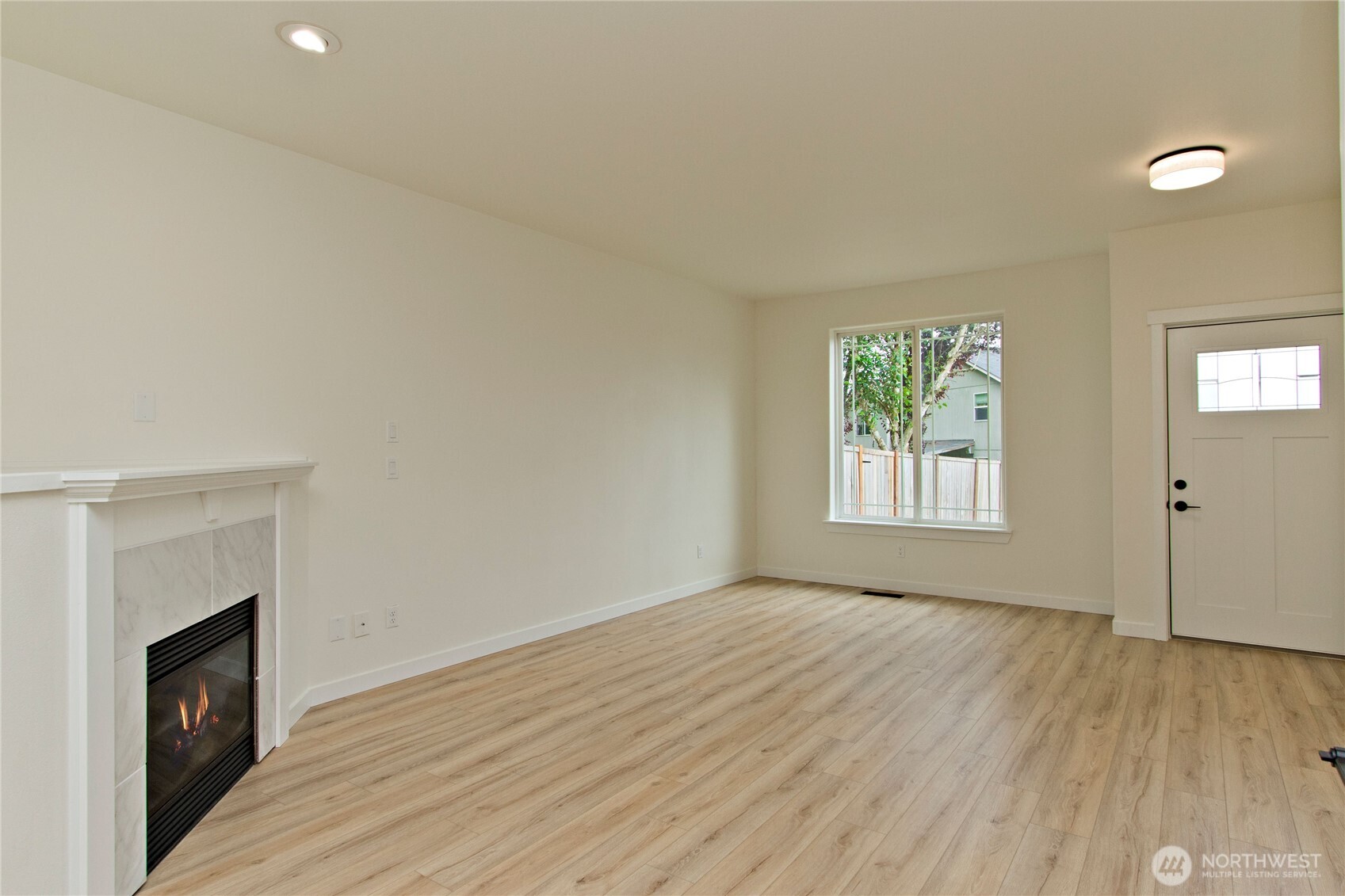 16119 Camden Drive E