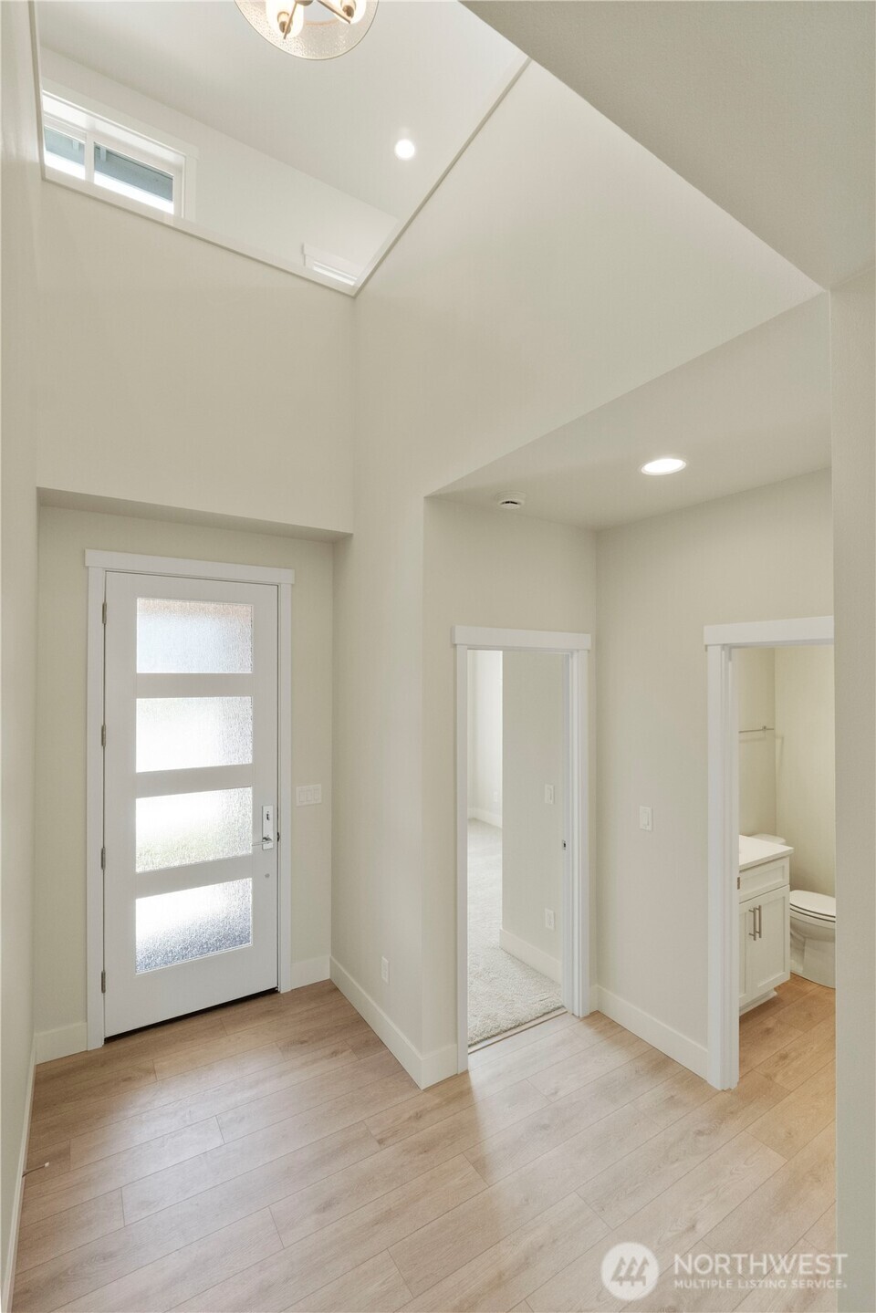 20851 156th Street E