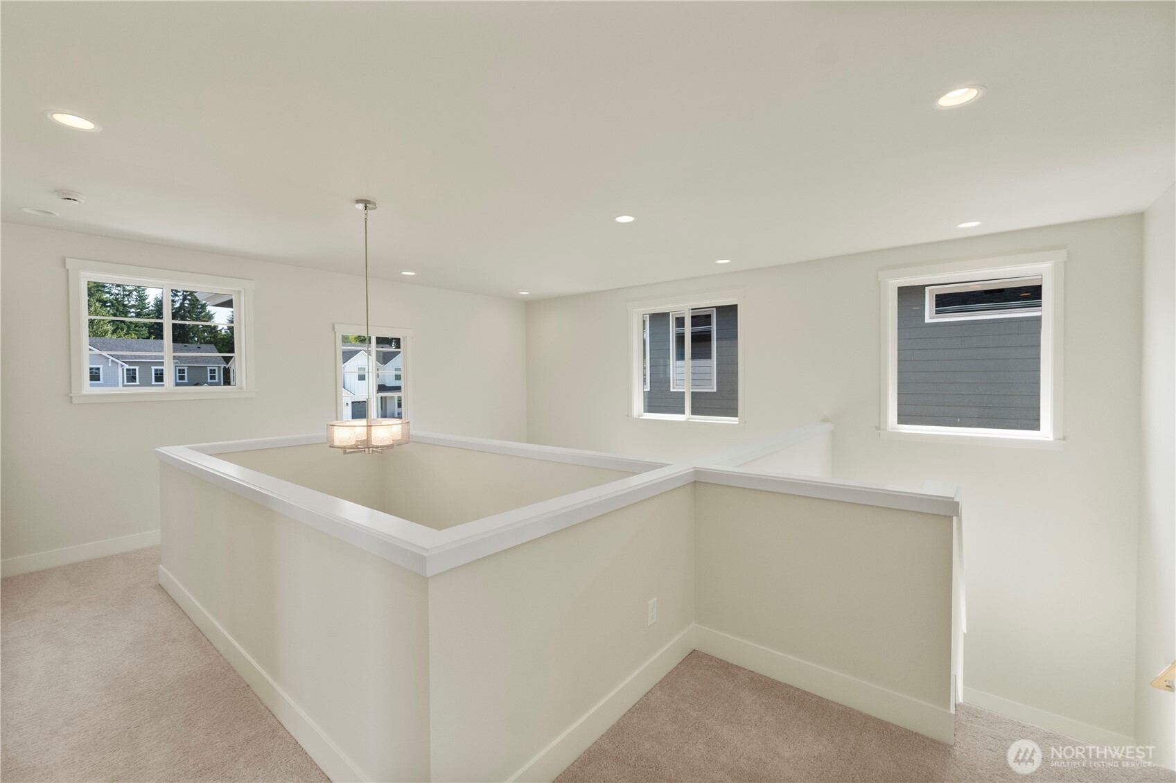 20851 156th Street E