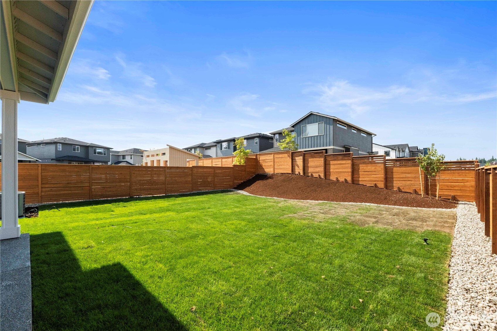 20851 156th Street E