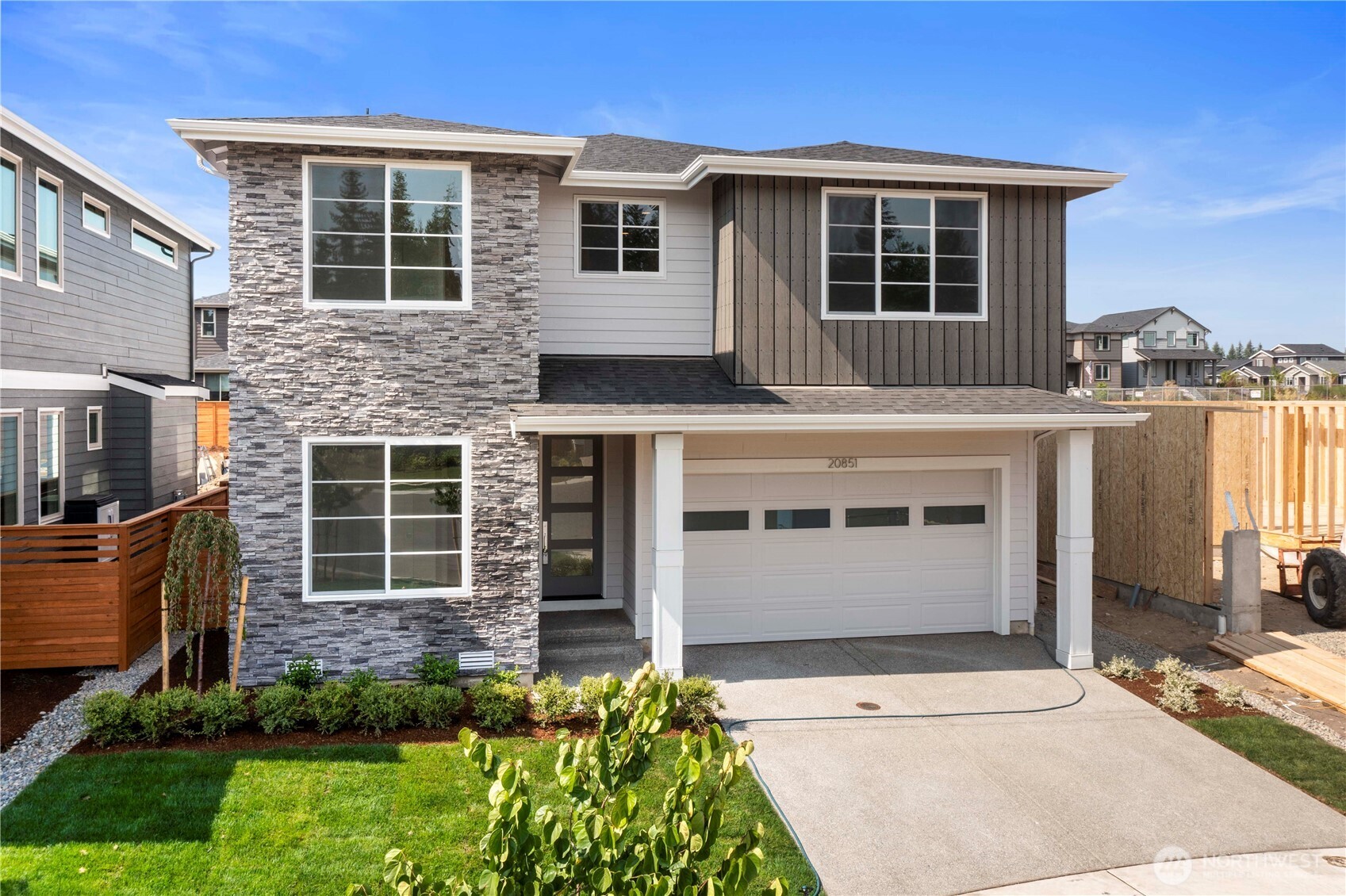 20851 156th Street E