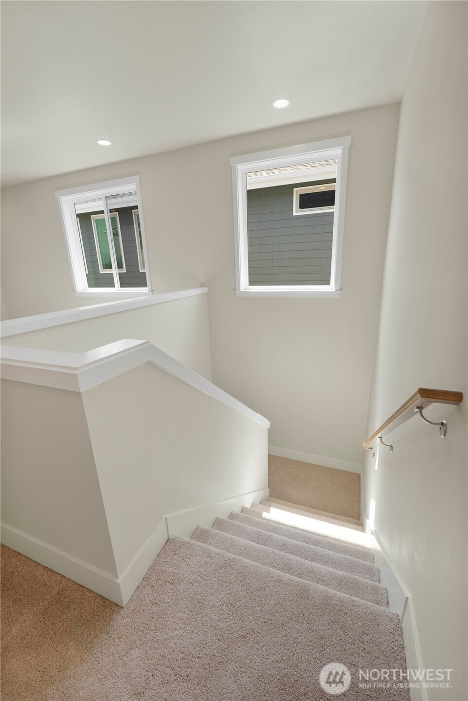 20851 156th Street E