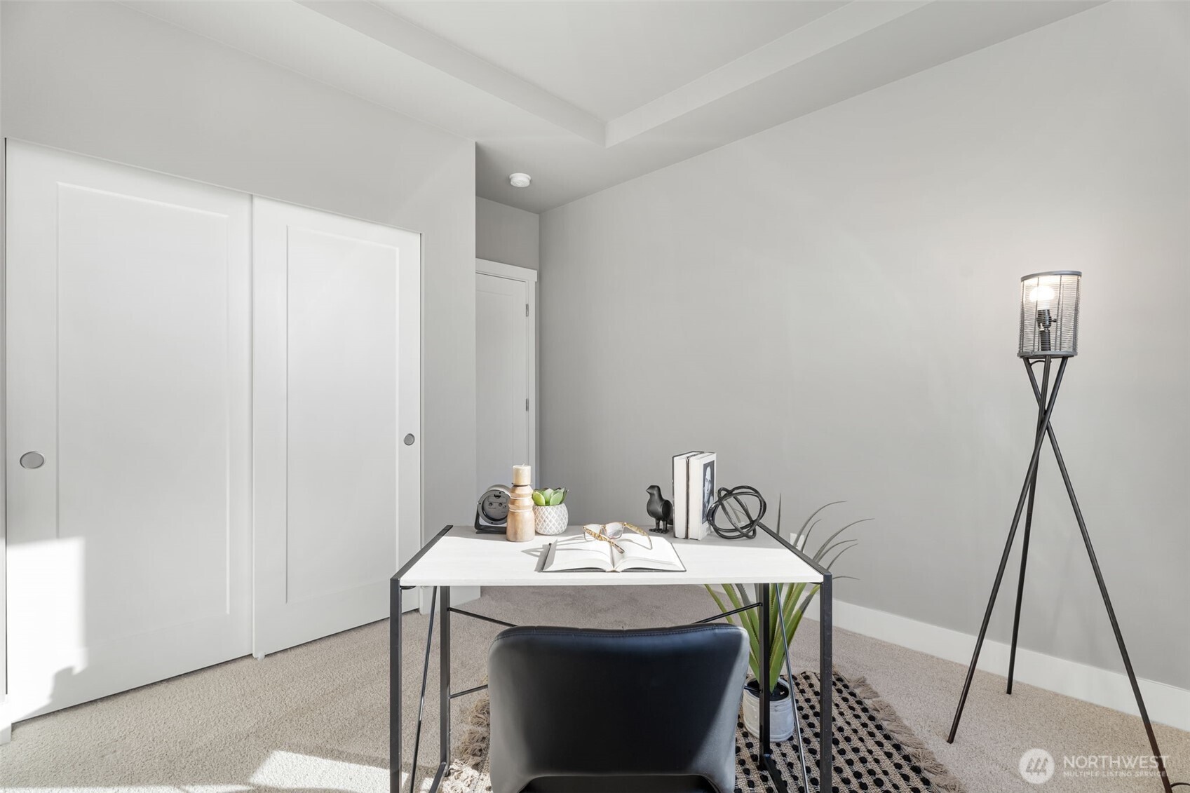 20851 156th Street E