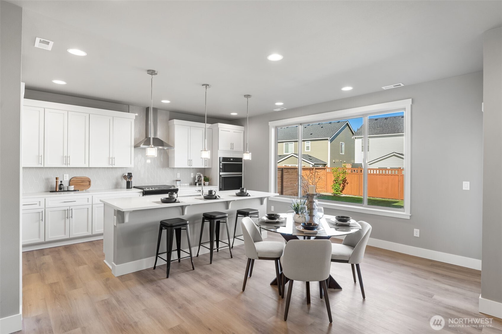 20851 156th Street E