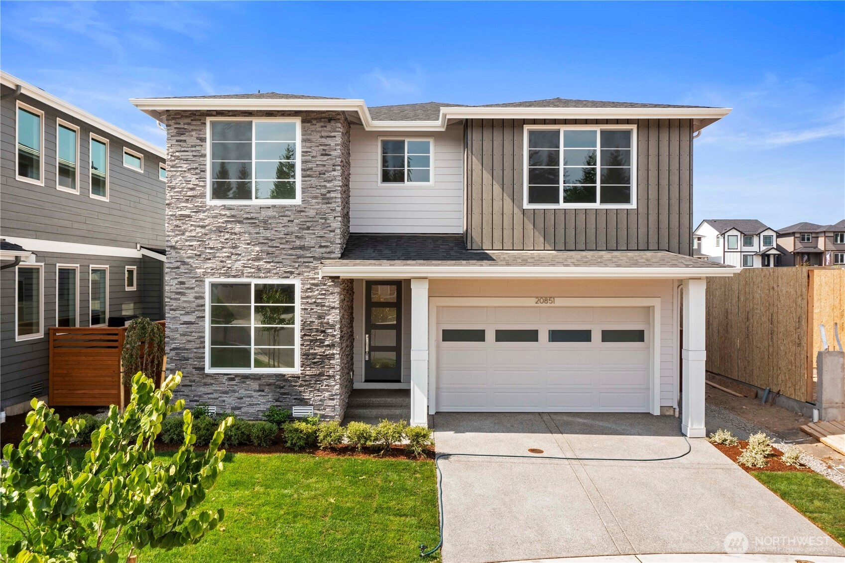 20851 156th Street E