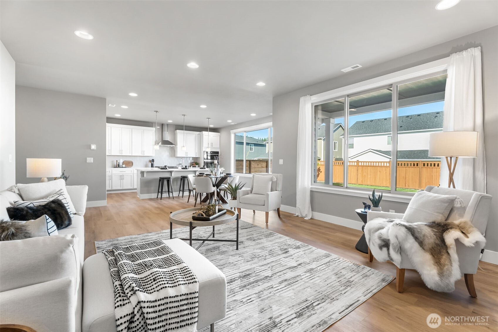20851 156th Street E
