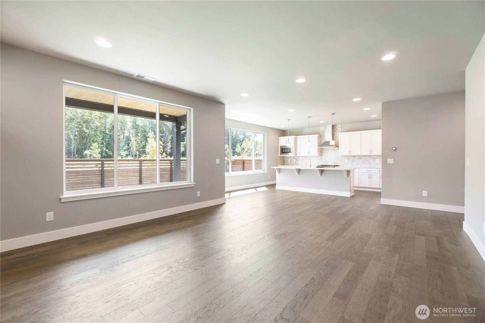 20837 156th Street E