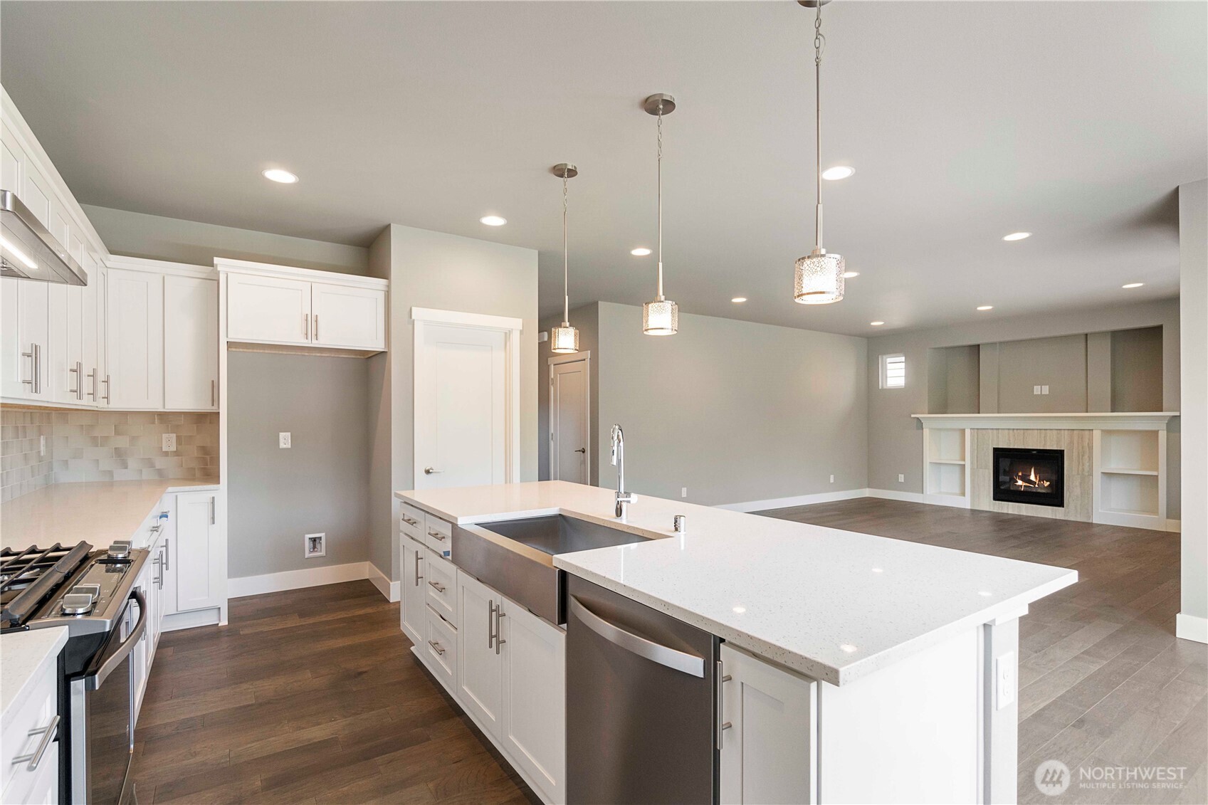 20837 156th Street E