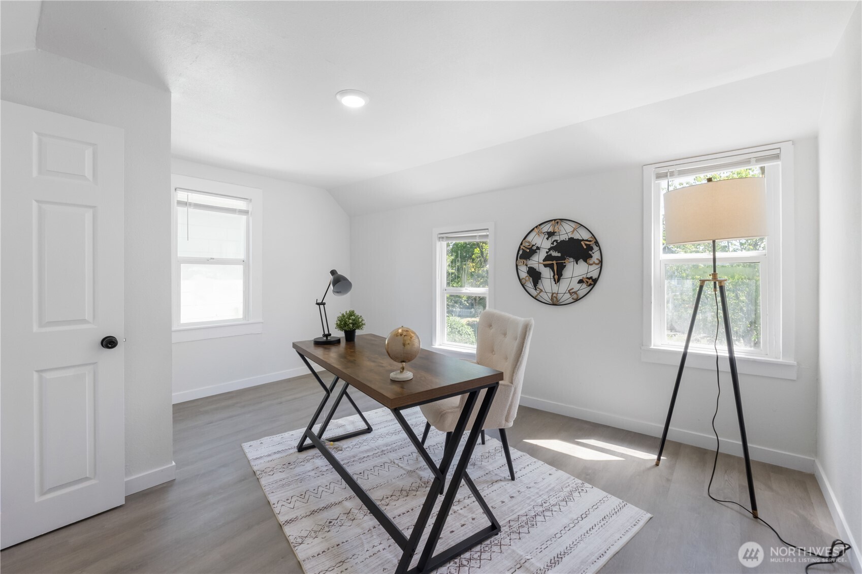 916 S Sheridan Avenue