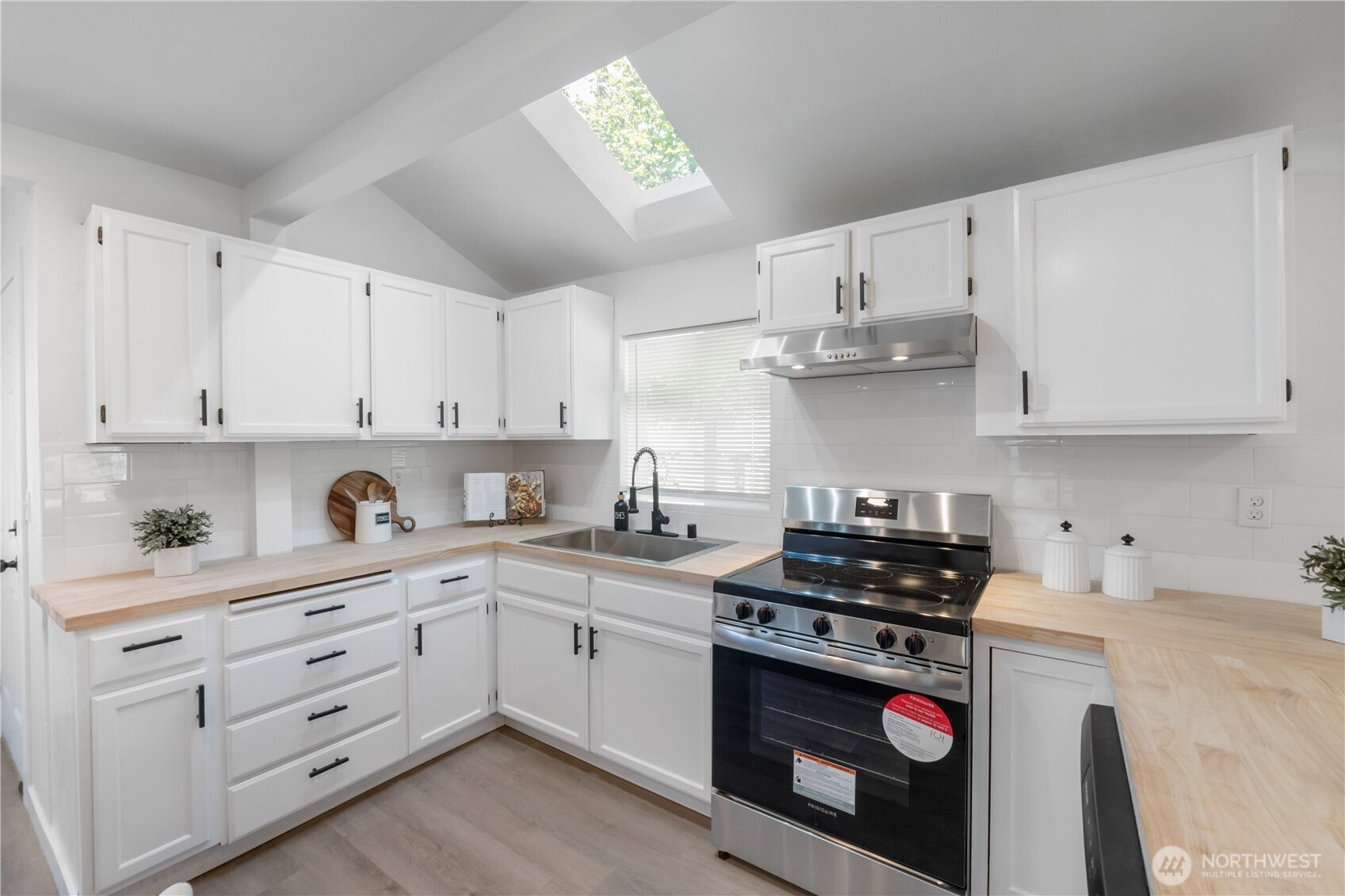 916 S Sheridan Avenue