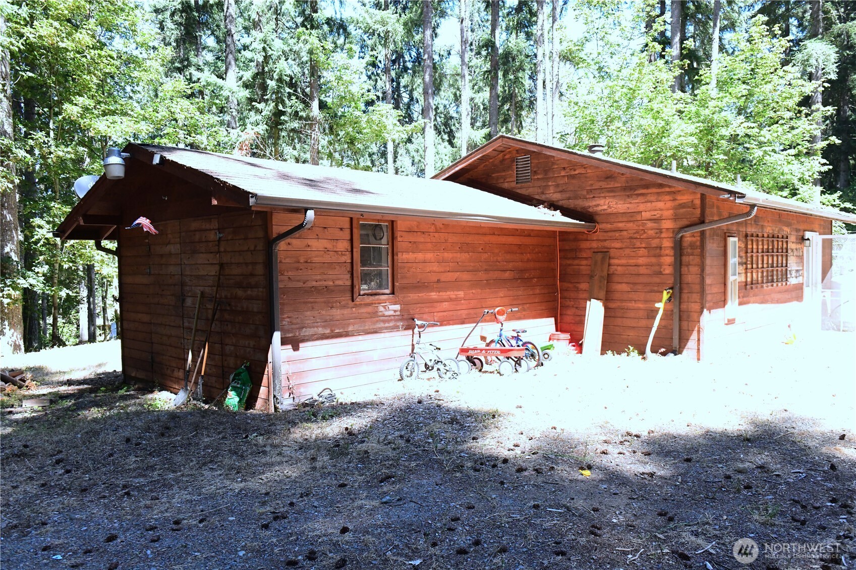 22044 Clear Lake Blvd SE