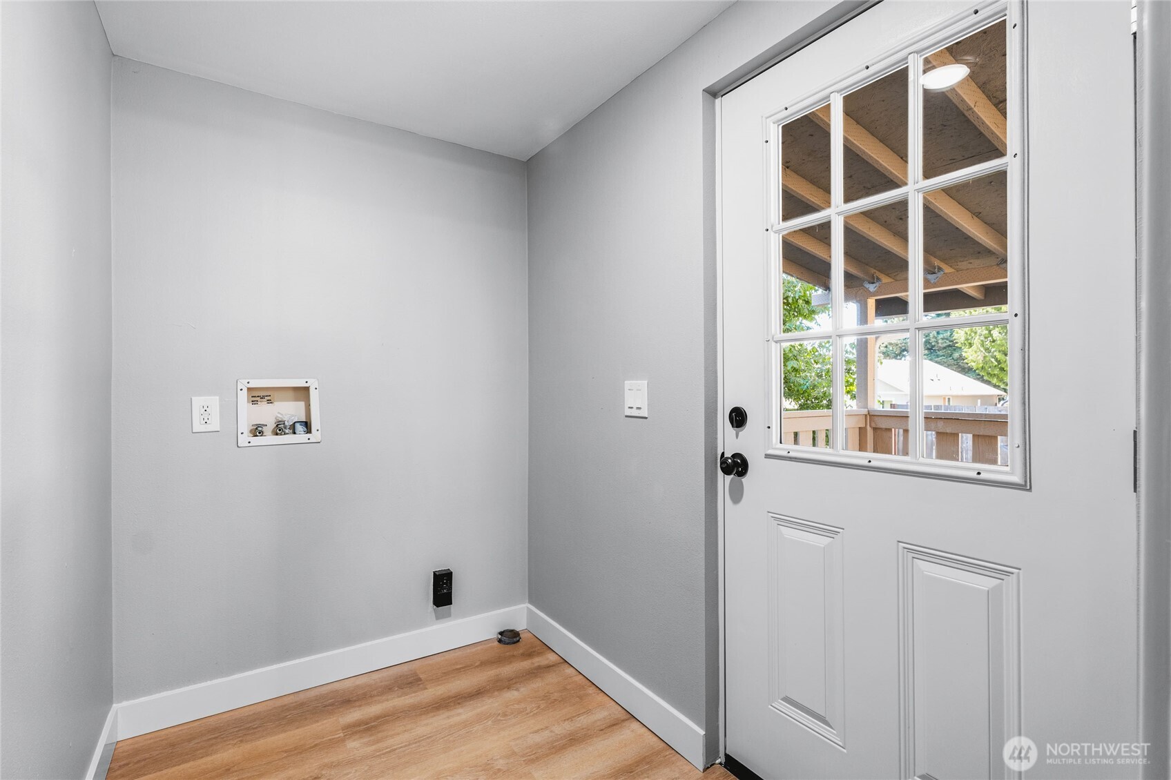 8917 Mulberry Court SE