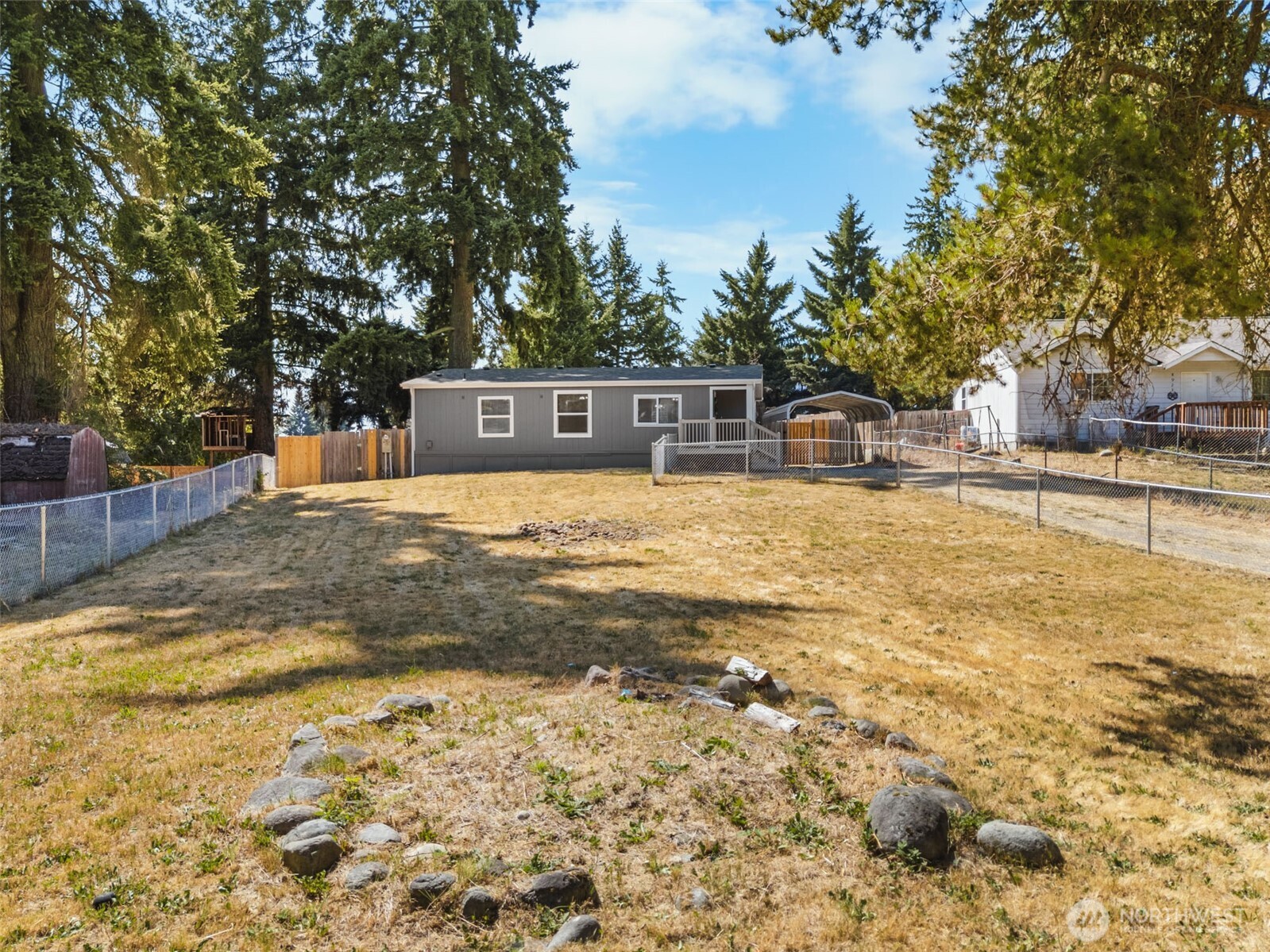 8917 Mulberry Court SE