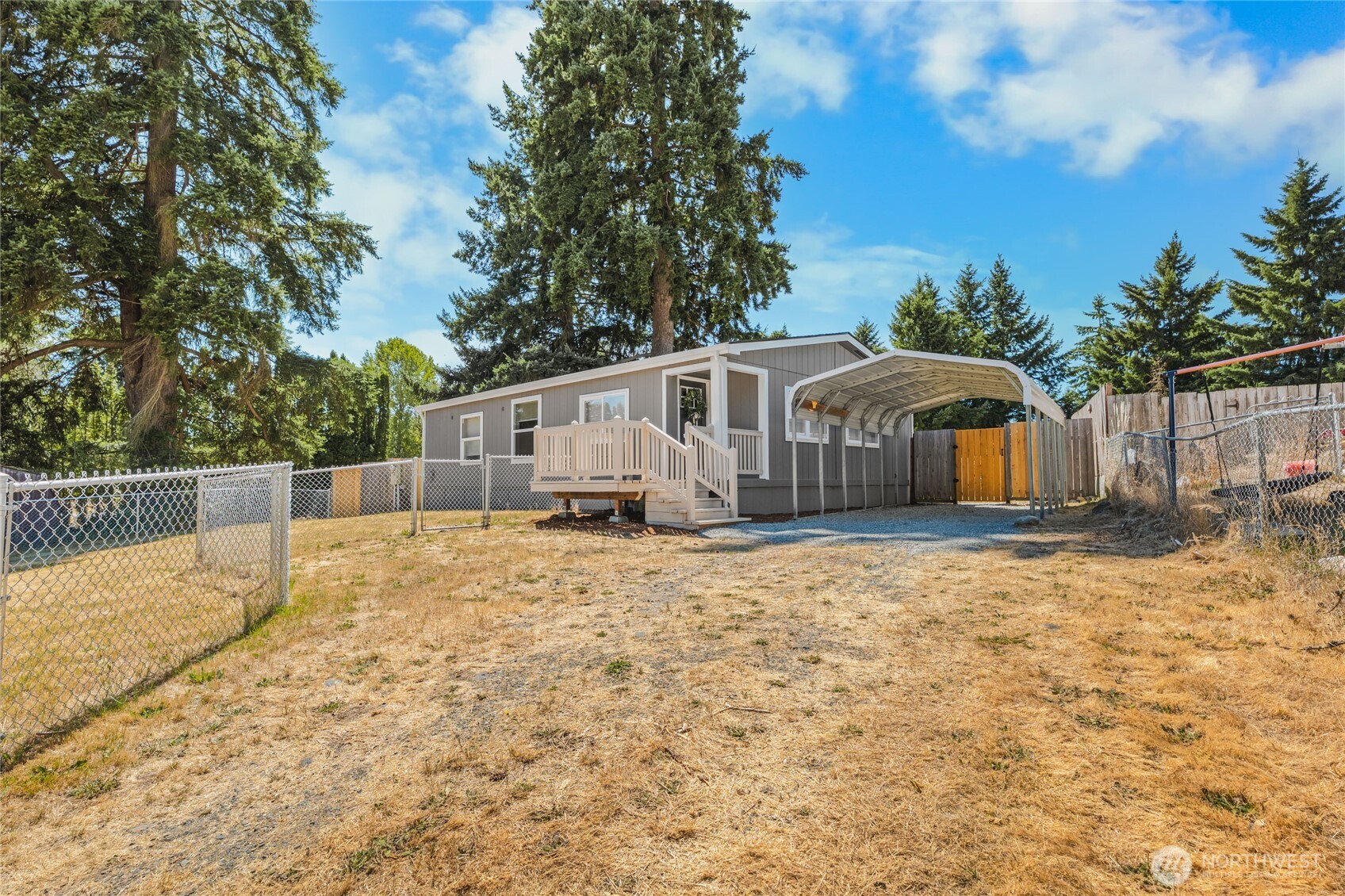 8917 Mulberry Court SE