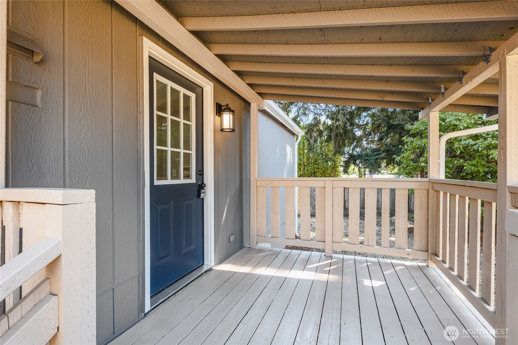 8917 Mulberry Court SE