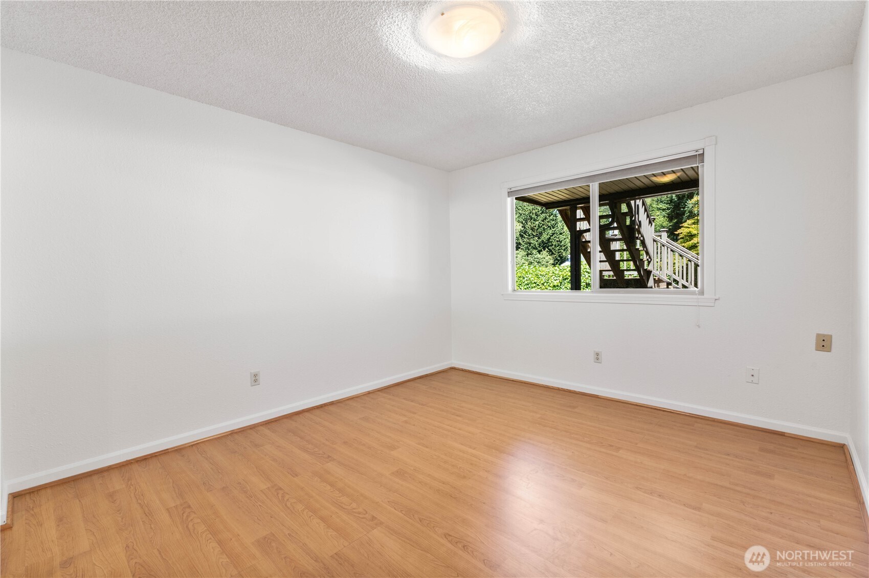 30202 30th Ave SW