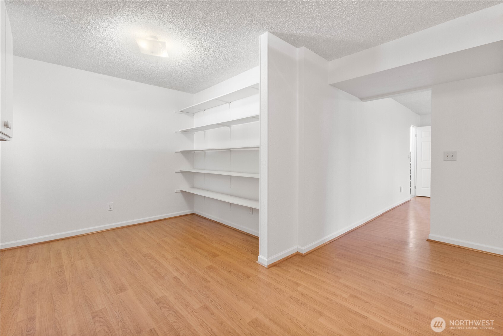 30202 30th Ave SW