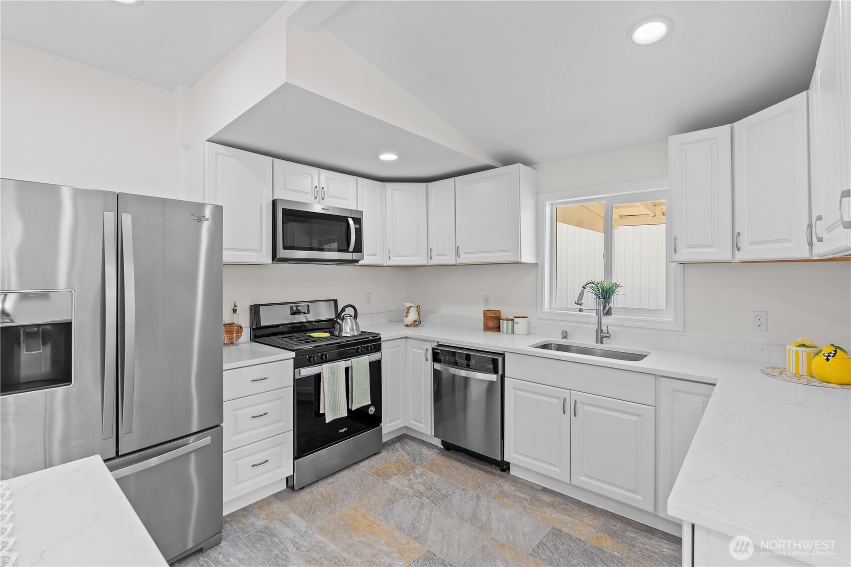422 W Main
