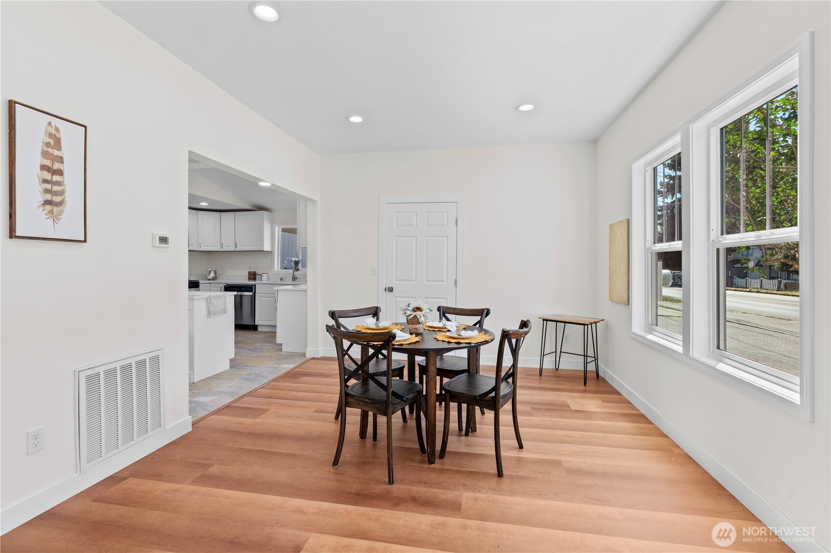 422 W Main