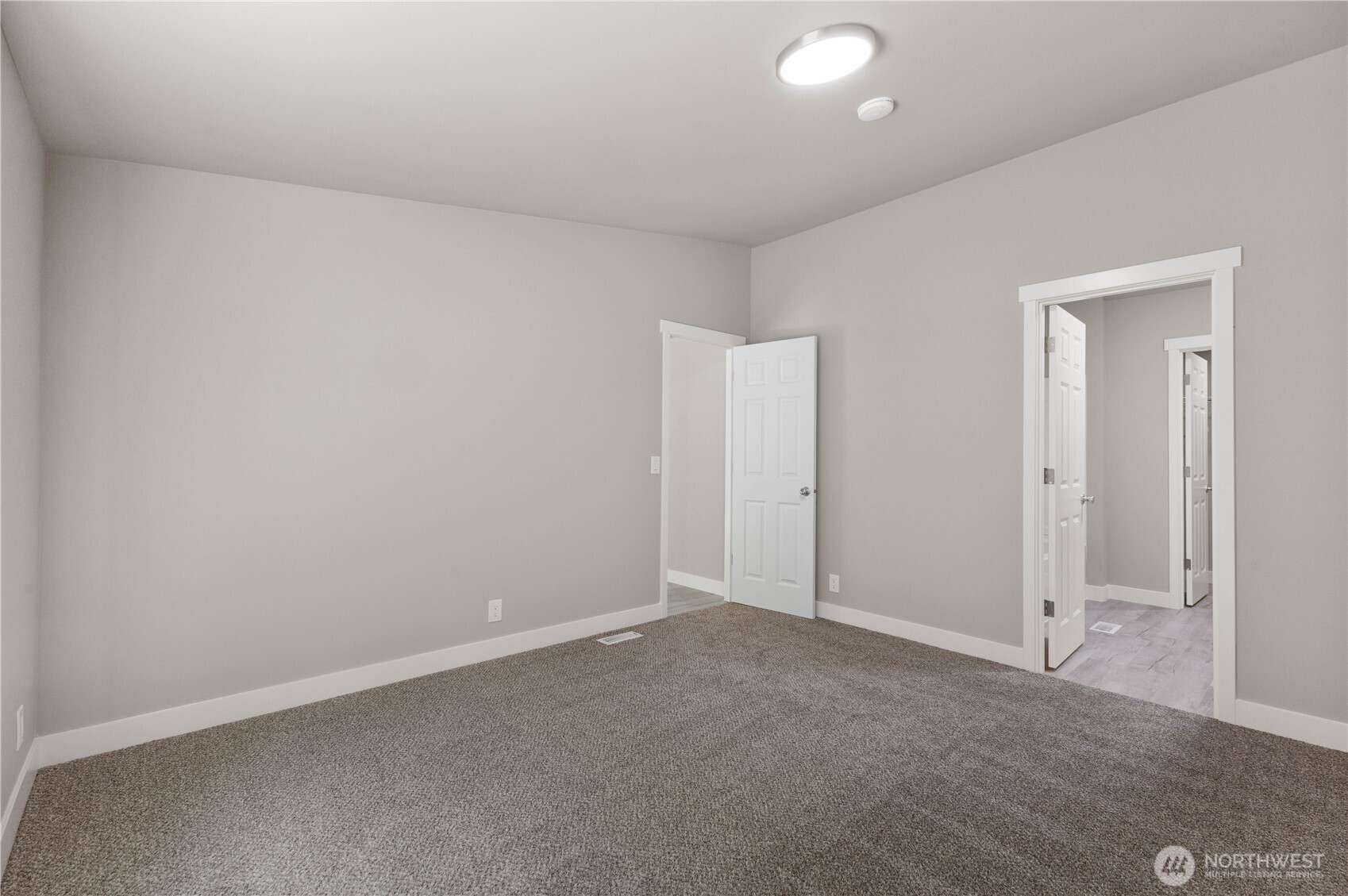 19011 221st Ave E