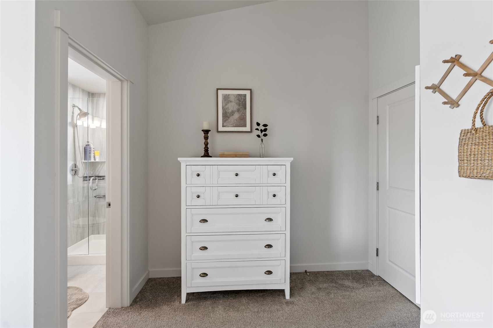 334 9th Avenue SE Unit: C11