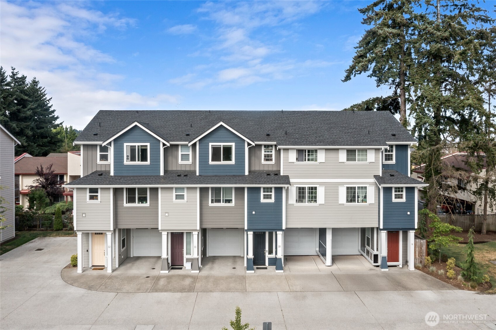 334 9th Avenue SE Unit: C11