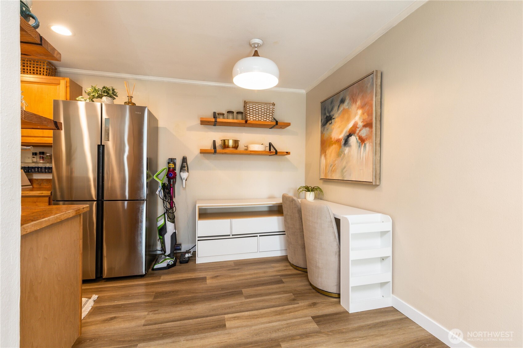 19428 Aurora Avenue N Unit: 431