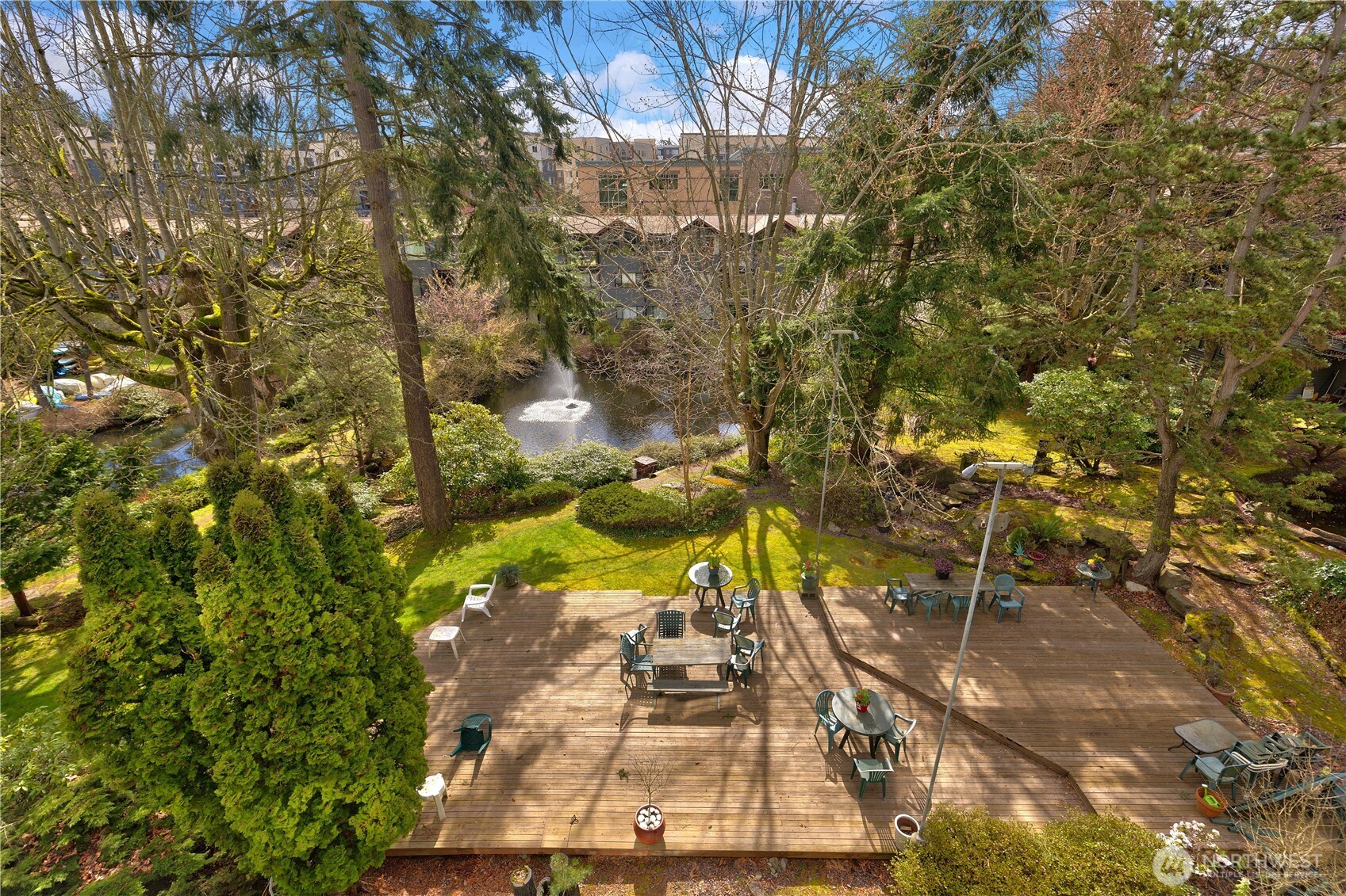 19428 Aurora Avenue N Unit: 431
