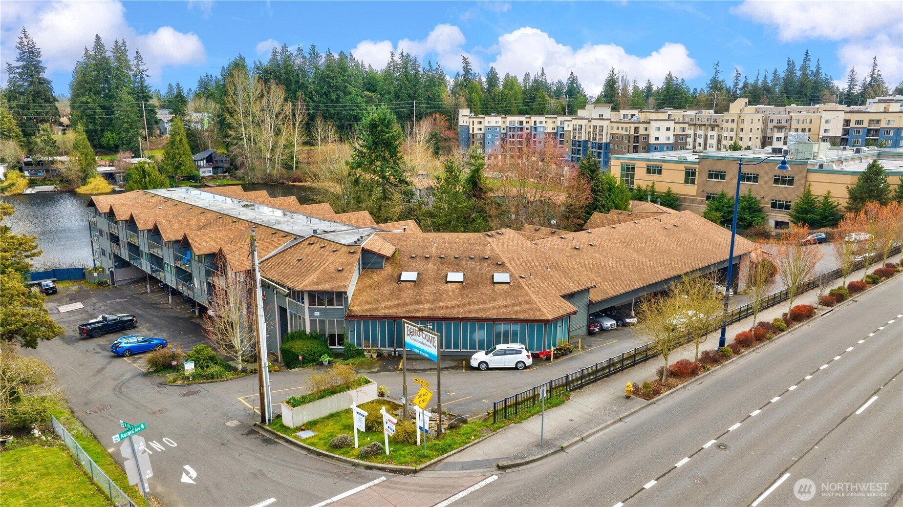 19428 Aurora Avenue N Unit: 431
