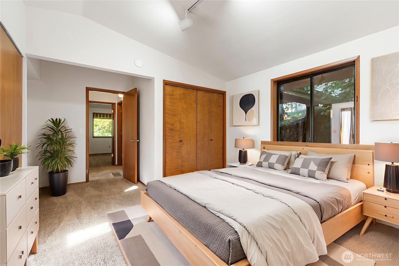 10017 Steamboat Island Road NW