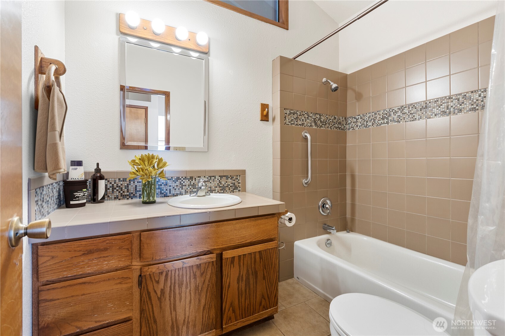 10017 Steamboat Island Road NW