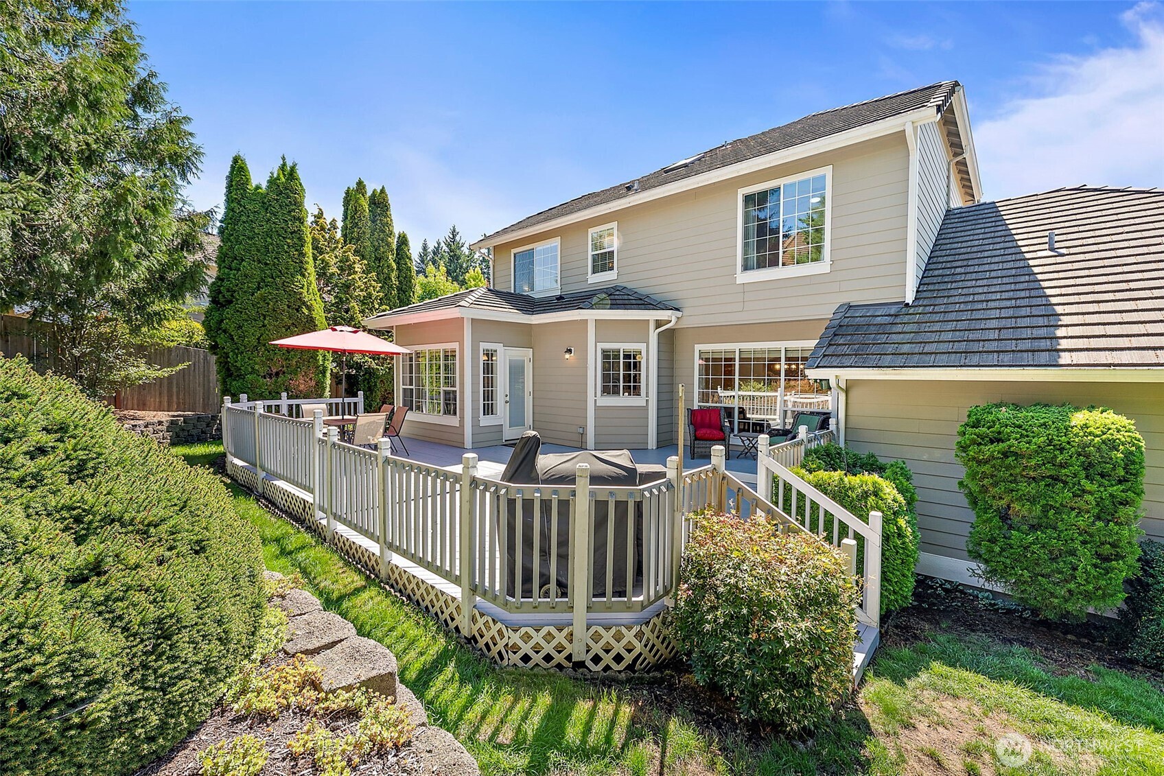 1811 Crystal Lane Loop SE