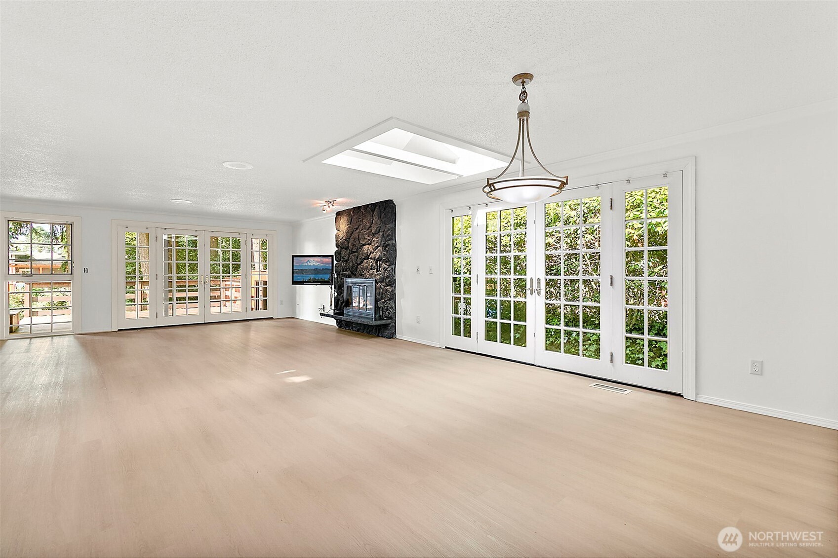 1773 S 92nd