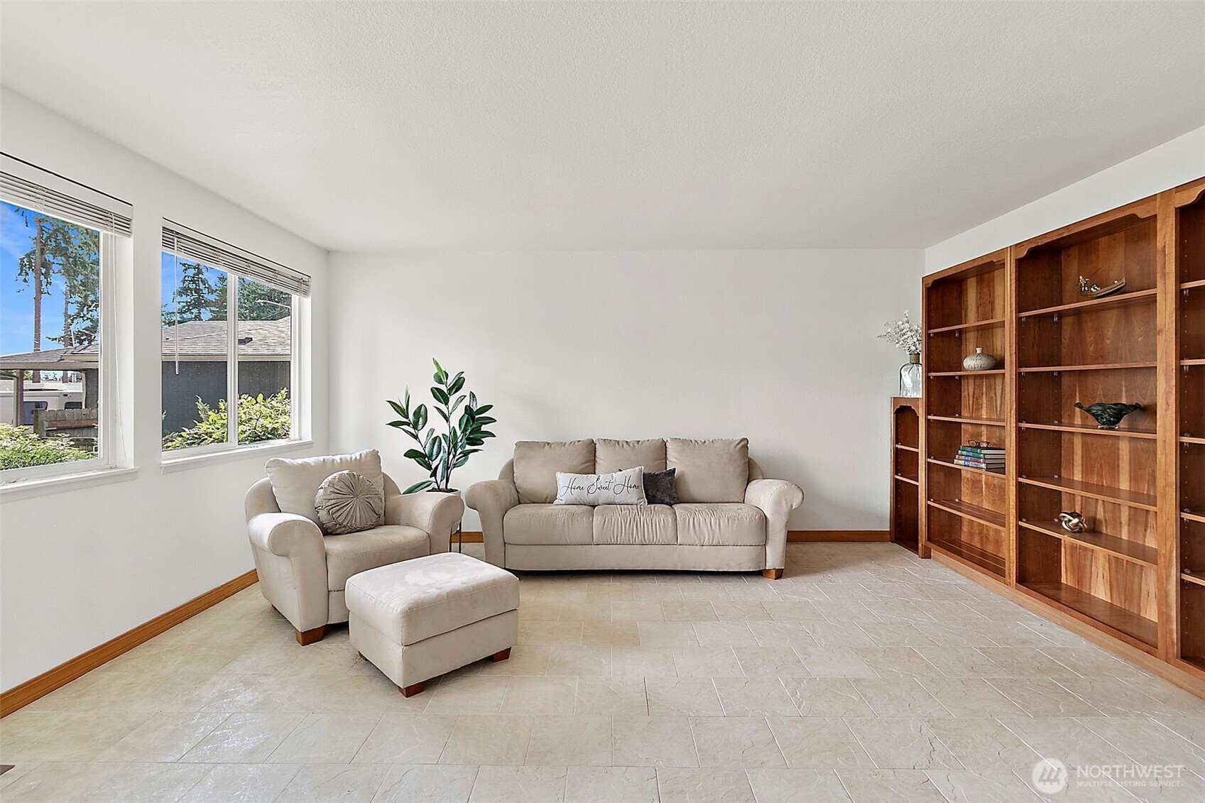 1773 S 92nd
