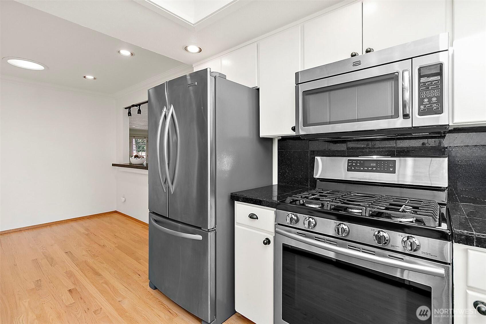 1773 S 92nd