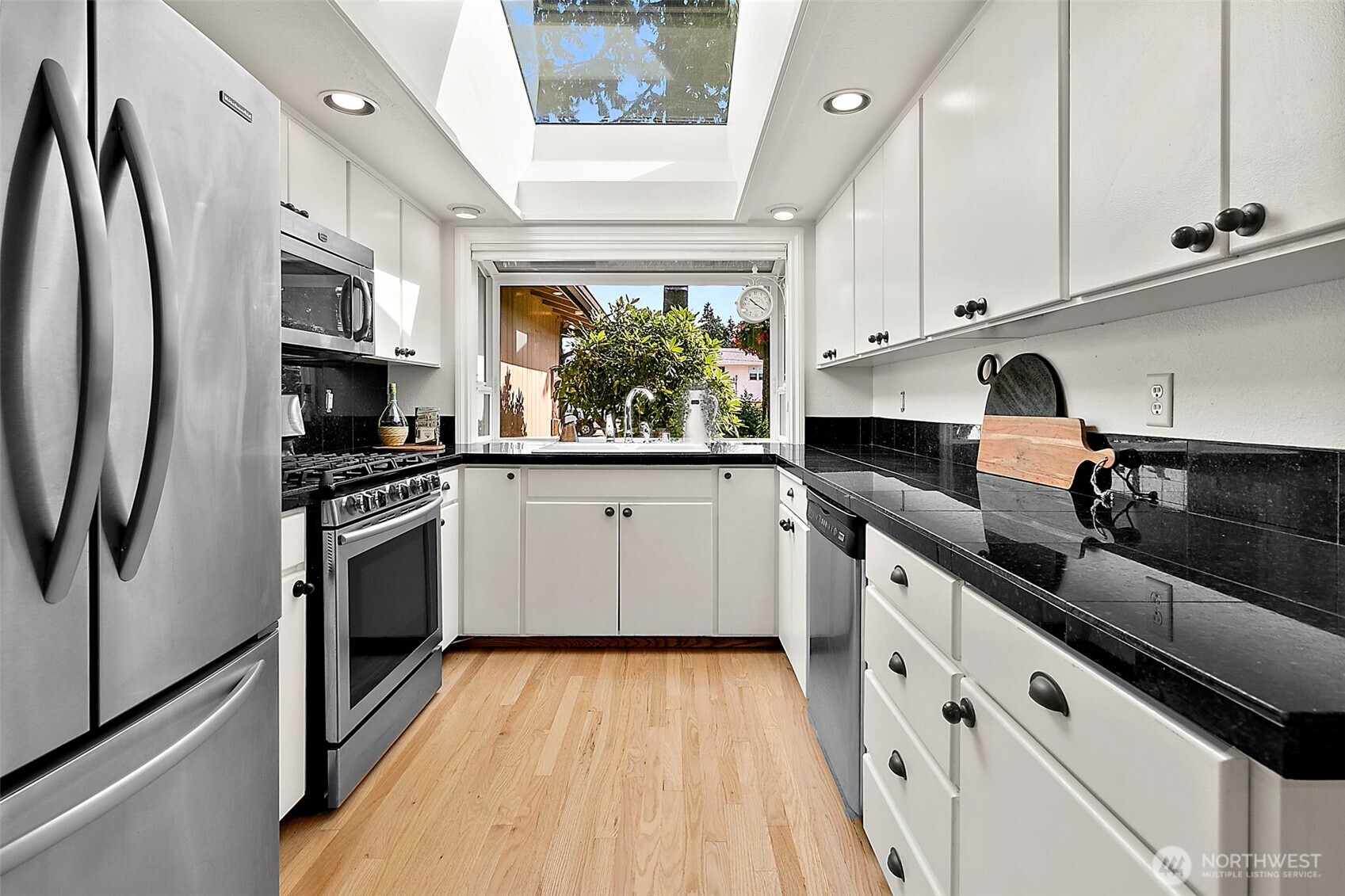 1773 S 92nd