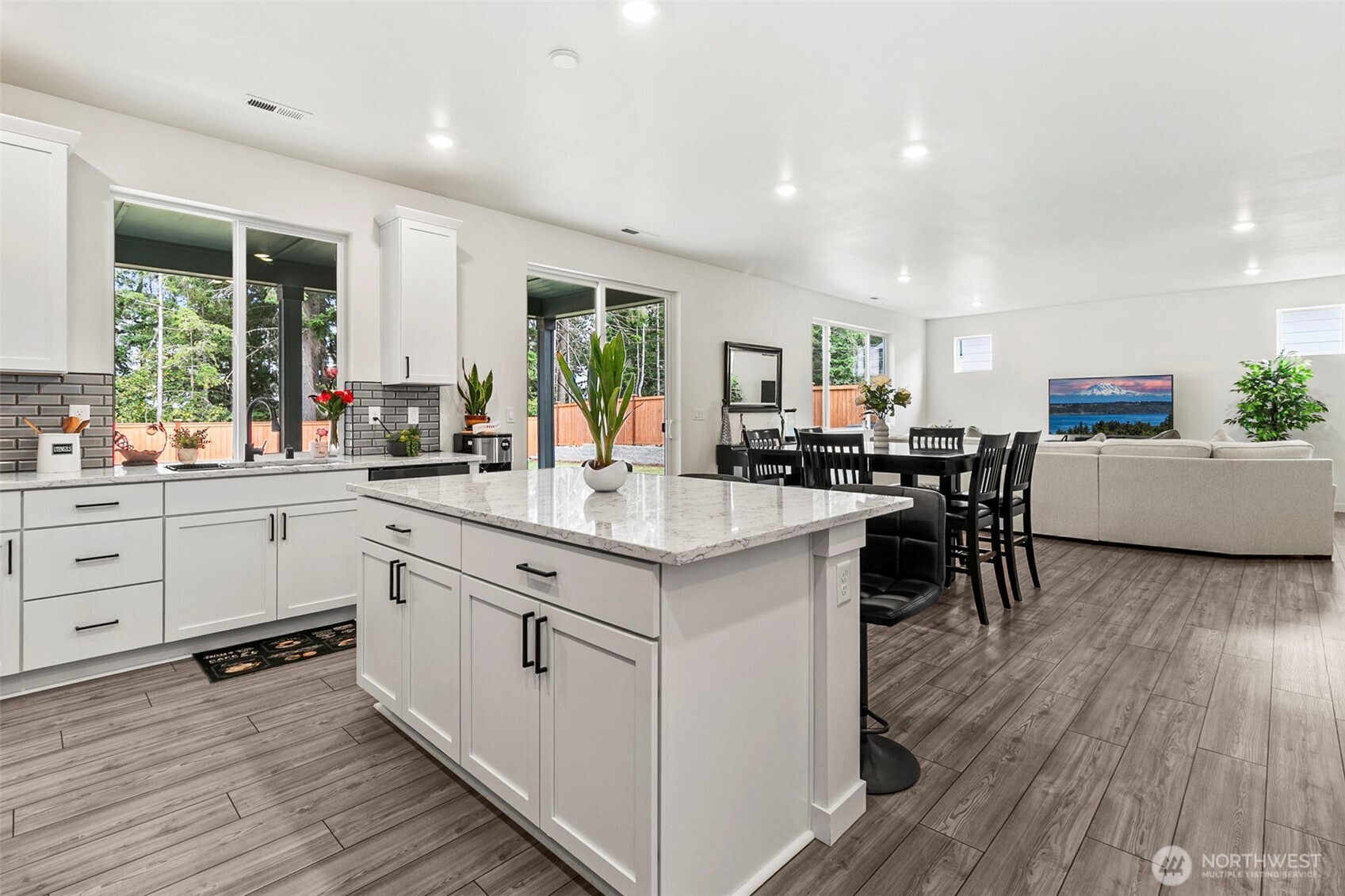 17317 126th Street E
